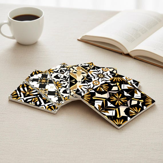 Art Déco - Azulejos geométricos de cerámica en negro, blanco y dorado — vista 4