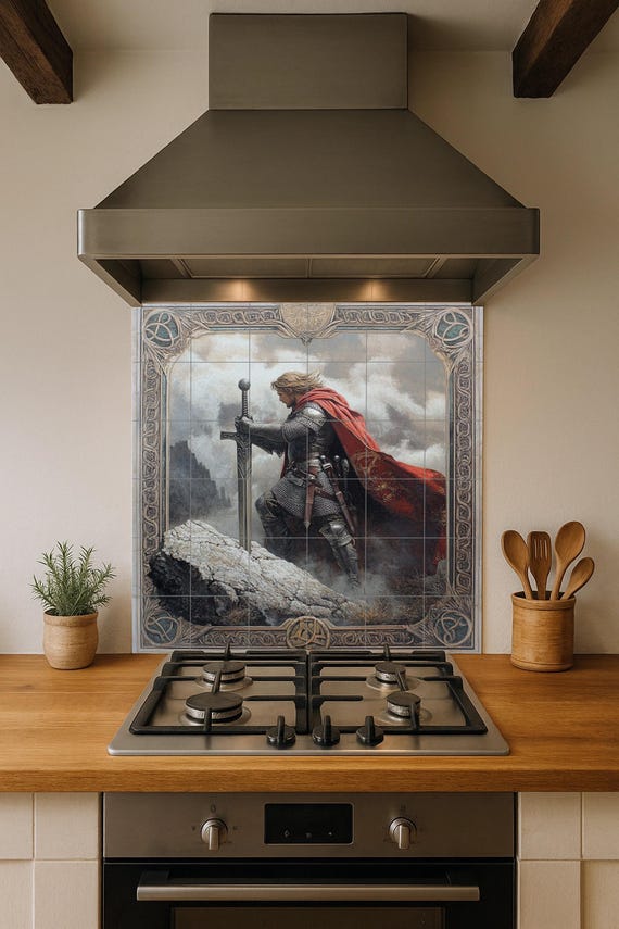 Mural de pared de cerámica de caballero medieval con espada y capa roja, arte… — Mural cerámico de Cerámicas La Noria