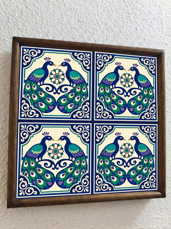Pavo real con Onda Castellón estilo — vista 4