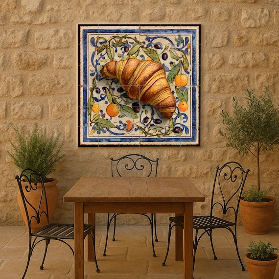 Mural de azulejos de cerámica mediterránea con diseño de croissant