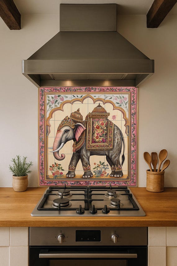 Mural de pared de cerámica de elefante indio con silla de montar ornamentada …