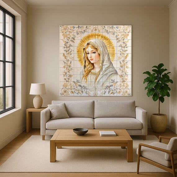 Mural de pared de cerámica de la Virgen María con halo dorado y adornos flora…