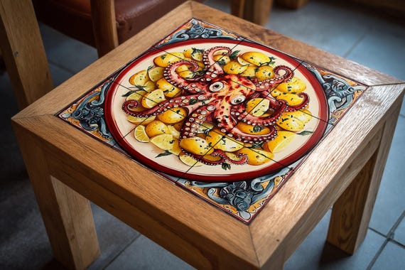 Mural de azulejos cerámicos con pulpo a la gallega con patatas y limones, pla… — vista 4