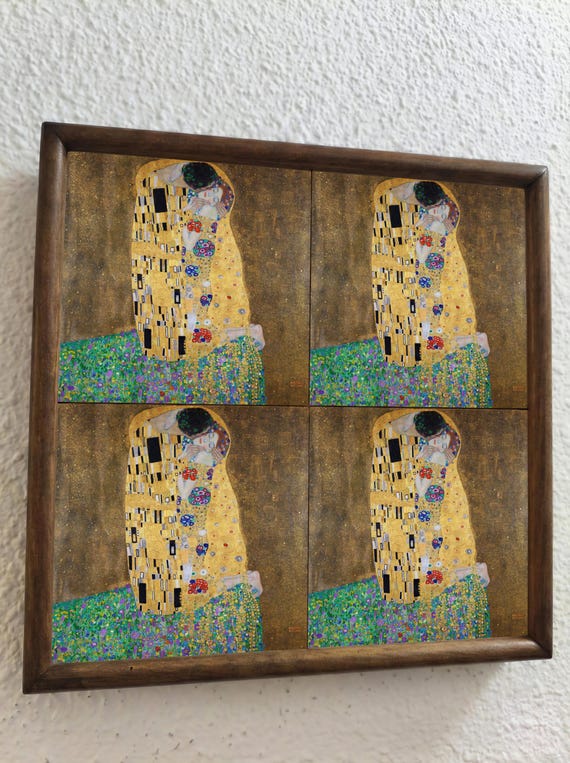 Kiss by Gustav Klimt — vista 4