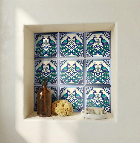 Pavo real con Onda Castellón estilo — vista 2