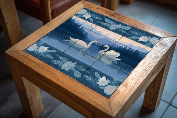 Mural de azulejos de cisnes alpinos
