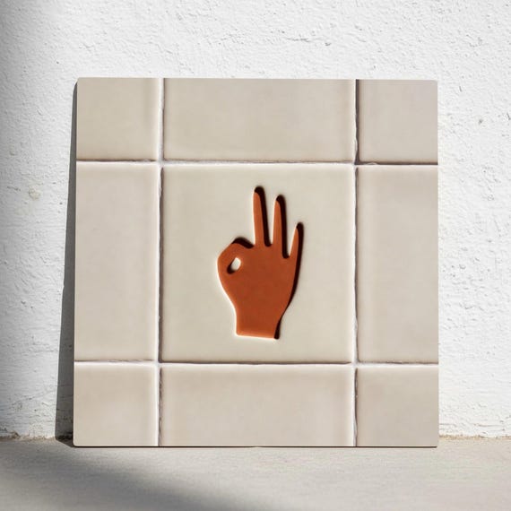 OK mano minimalista