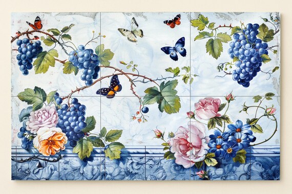 Mural de cerámica de mariposas y uvas — vista 3