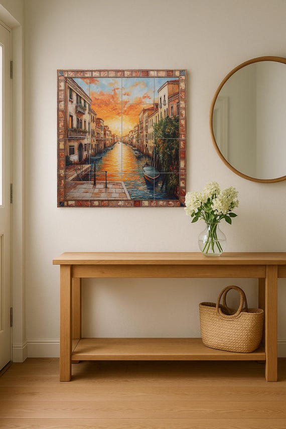Mural cerámico al atardecer en el canal de Aveiro