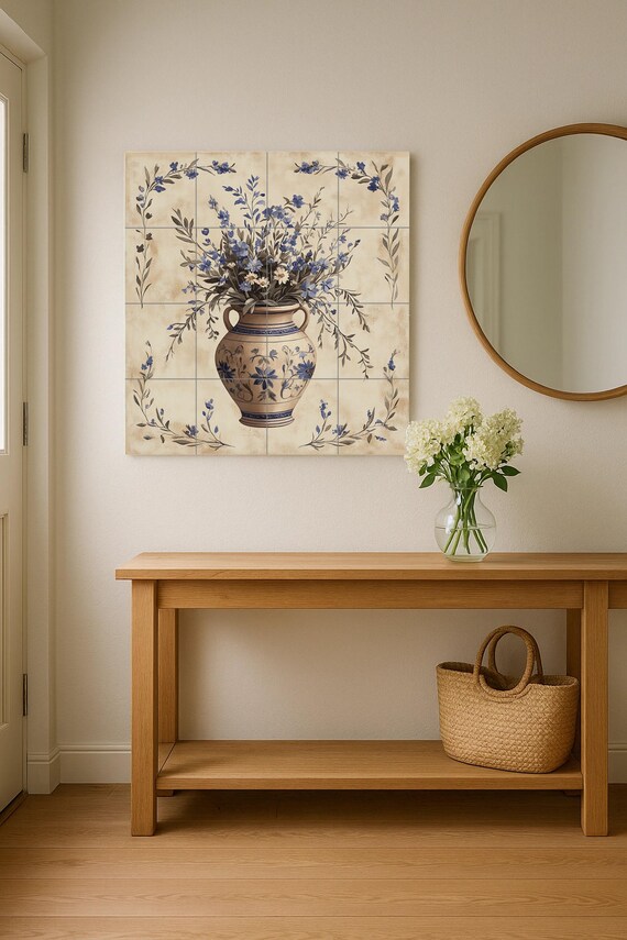 Mural de cerámica con jarrón floral azul — vista 2