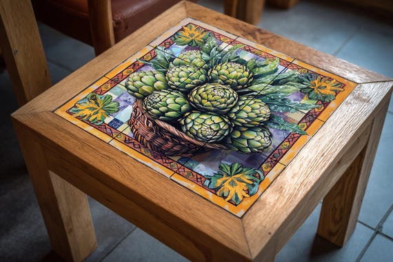 Mural de azulejos de cerámica con cesta de alcachofas frescas y panel decorat…