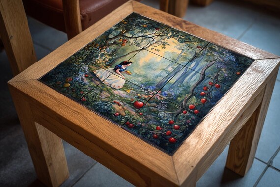 Mural de pared de cerámica de Blancanieves con bosque encantado y manzanas, a… — vista 4