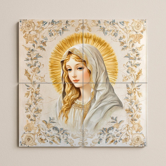 Mural de pared de cerámica de la Virgen María con halo dorado y adornos flora… — vista 4