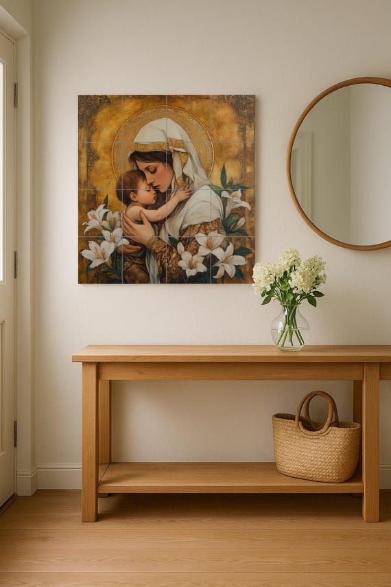 Mural cerámico de la Sagrada Madre y el Niño