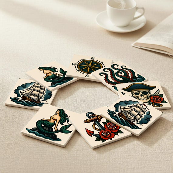 Diseño de tatuaje náutico / Arte marinero vintage — Posavasos de cerámica y corcho de Cerámicas La Noria