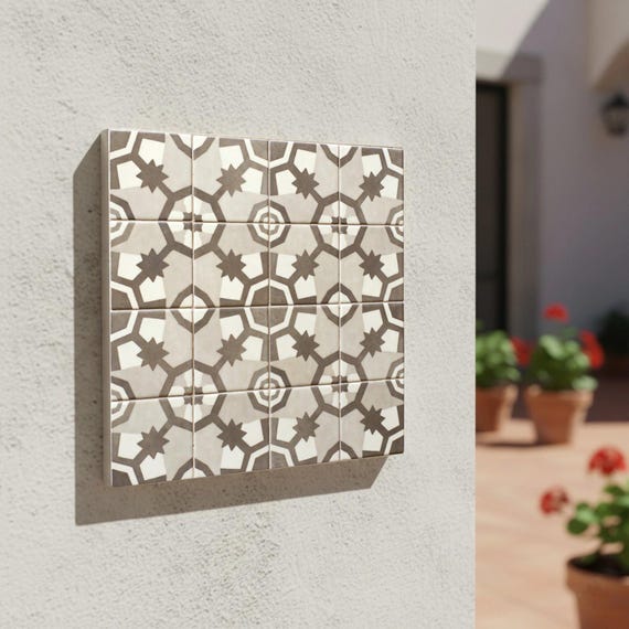 Limestone Moorish estrella